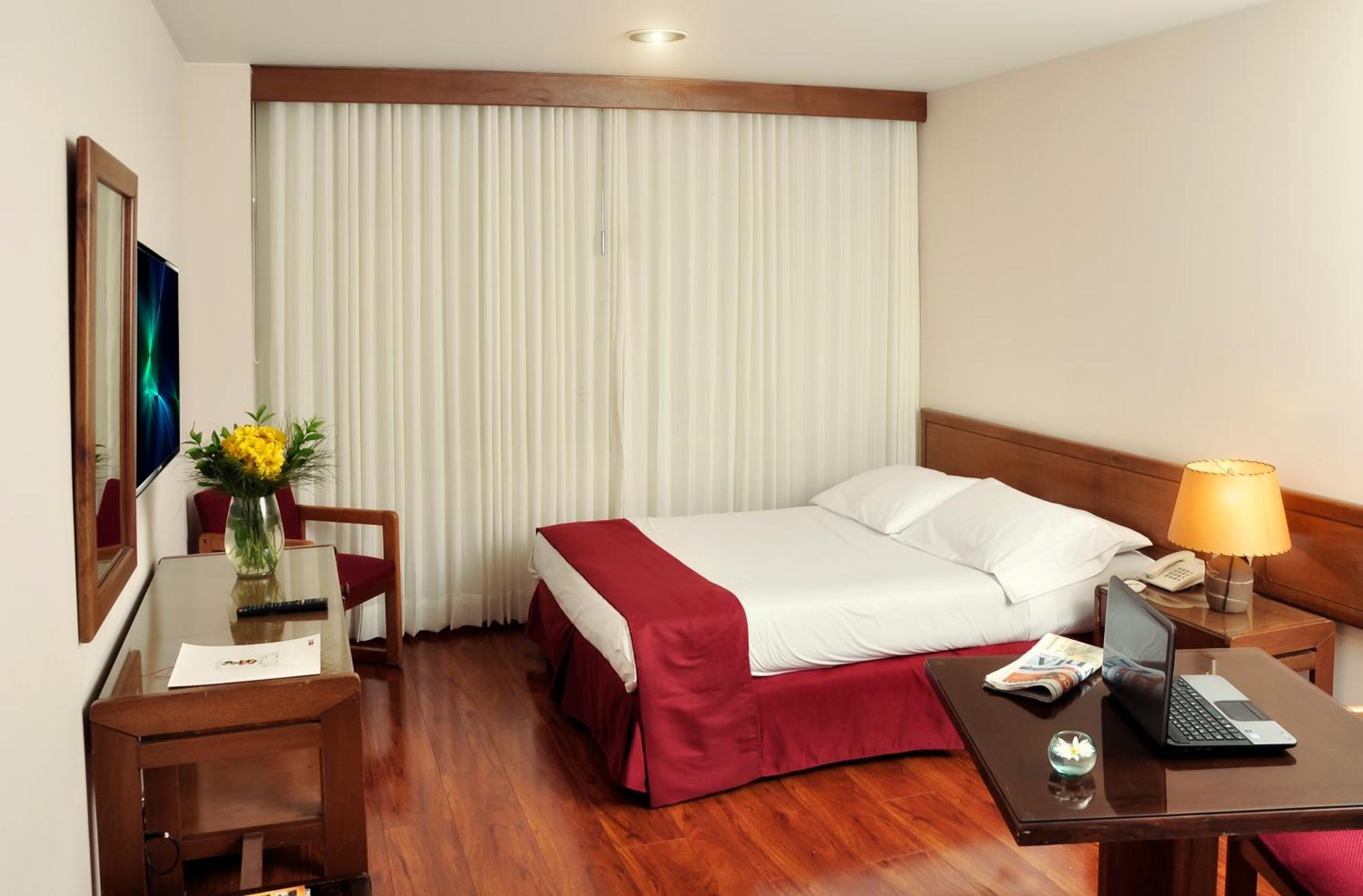 Hotel Boyaca Plaza Тунха Екстер'єр фото