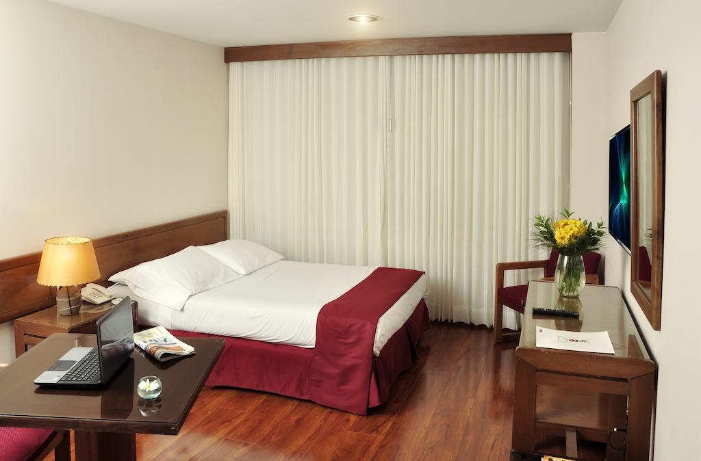 Hotel Boyaca Plaza Тунха Екстер'єр фото